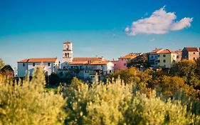 Apartmaji Hrvatin V Kortah